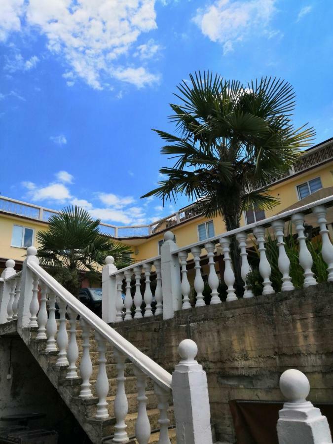 Guest House Amra New Athos Екстер'єр фото